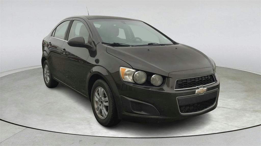 2016 Chevrolet Sonic LT's photo