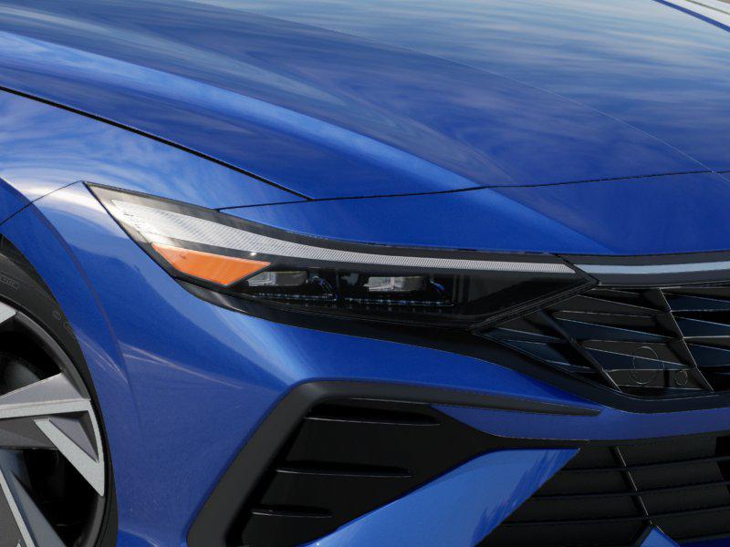 2025 Hyundai Elantra SEL Convenience photo 9