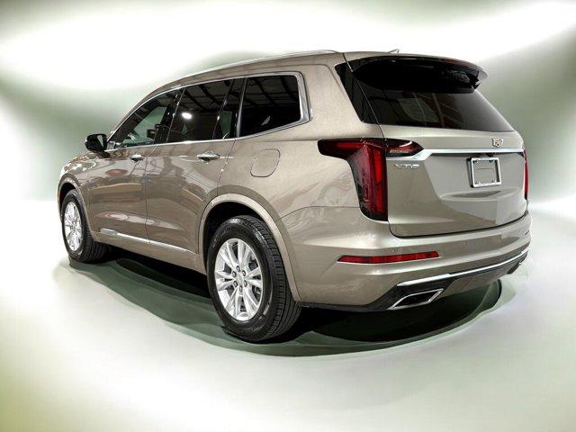 2023 Cadillac XT6 Luxury photo 3