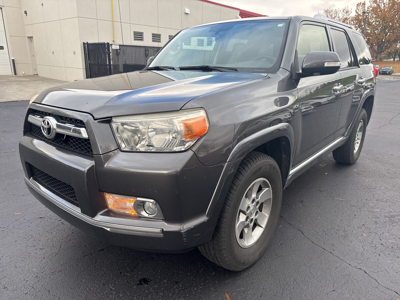 2013 Toyota 4Runner SR5's photo