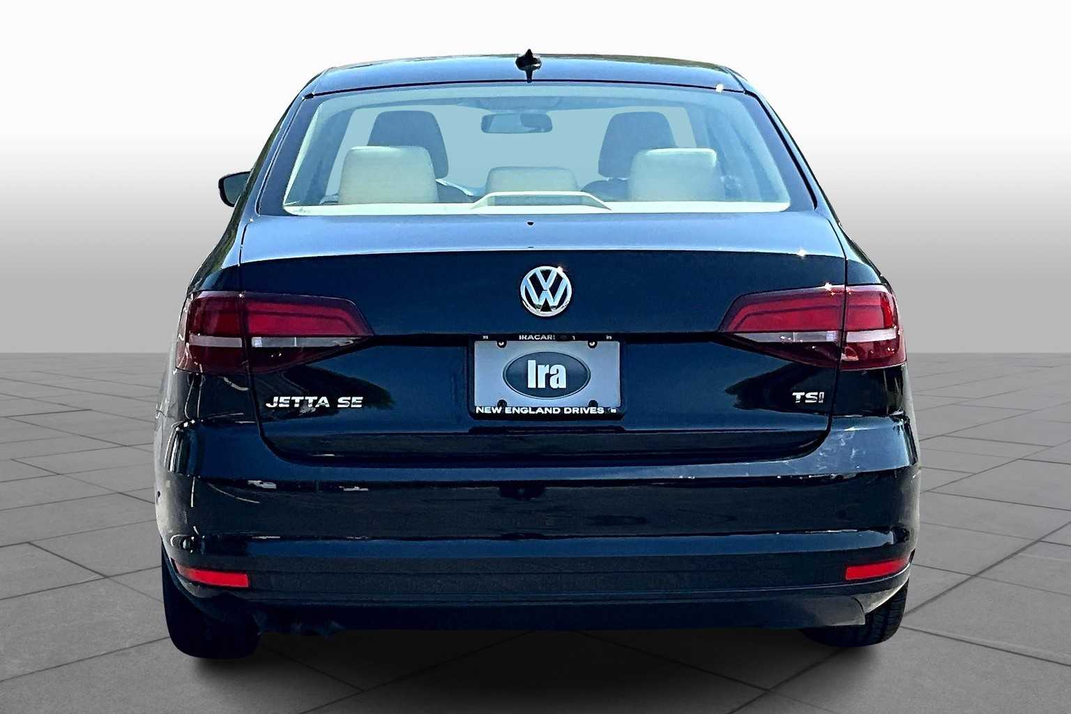 2017 Volkswagen Jetta 1.4T SE photo 3