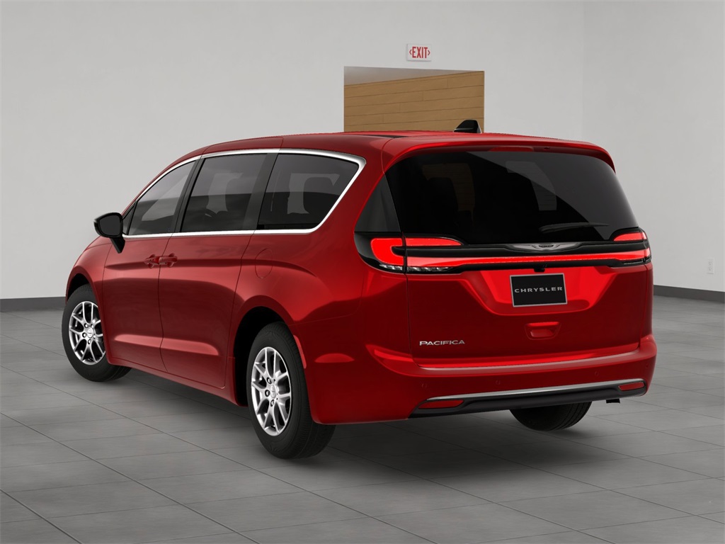 2026 Chrysler Pacifica photo 4