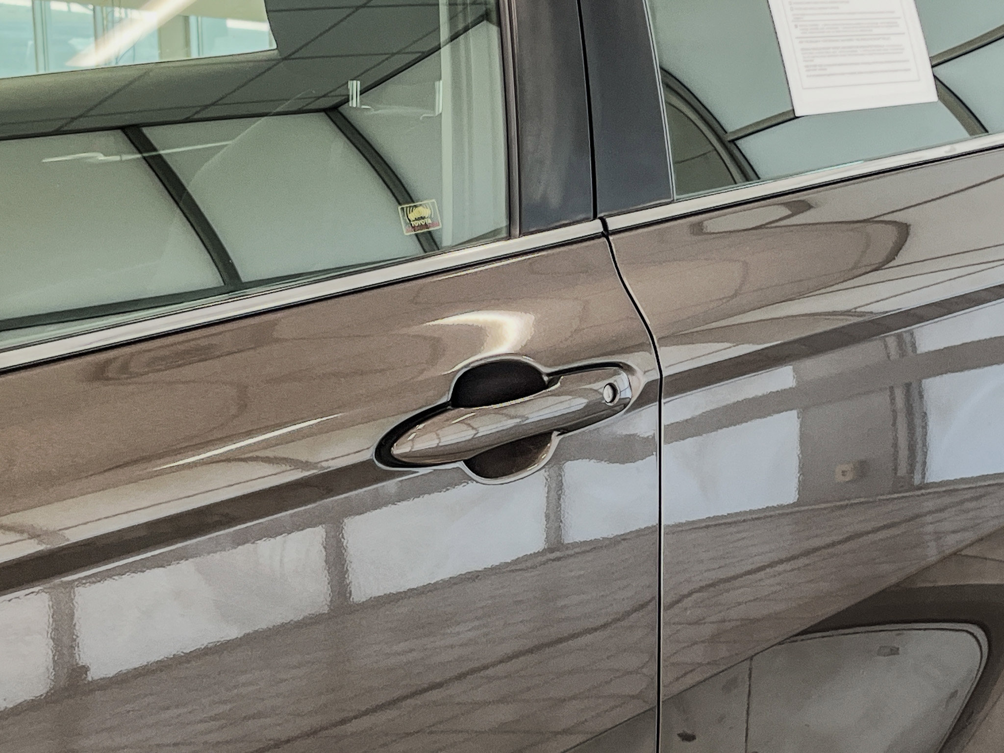 2018 Toyota Camry LE photo 11