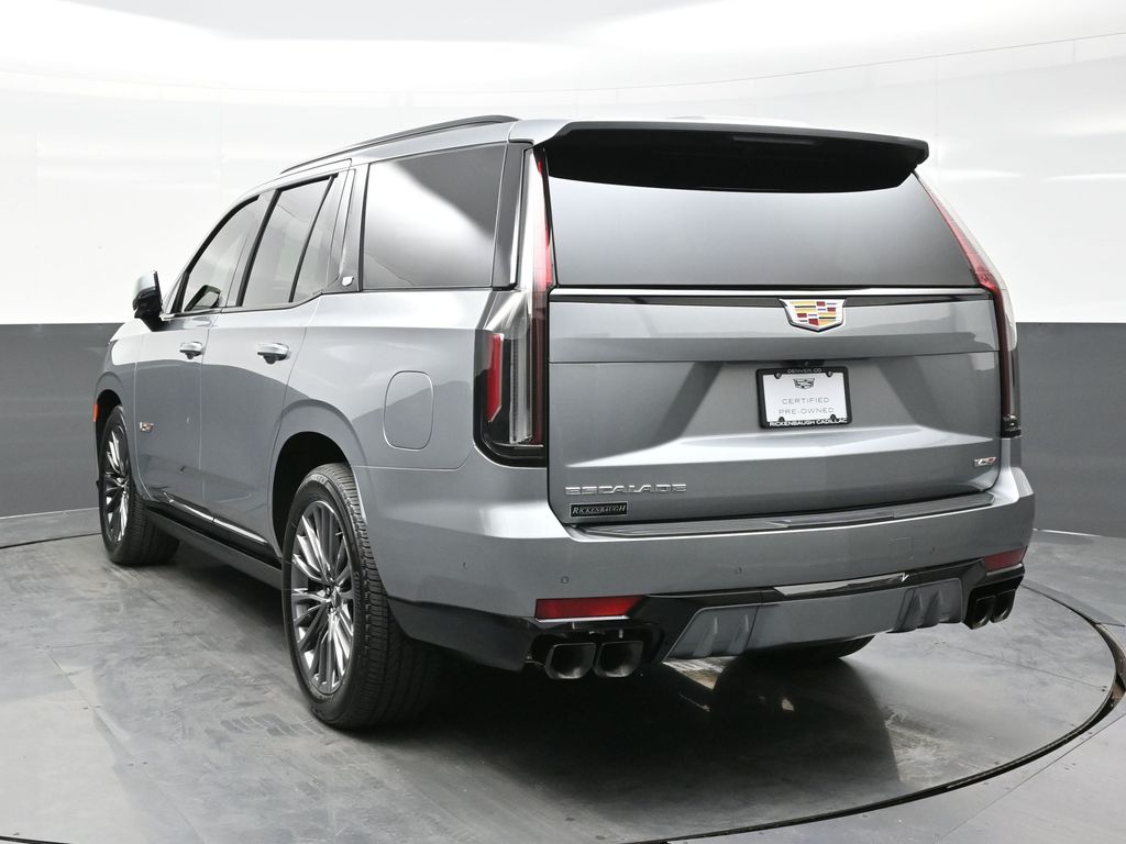 2023 Cadillac Escalade V-Series photo 2