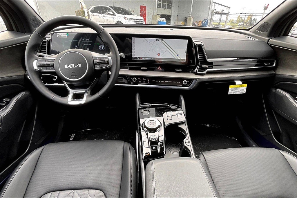 2025 Kia Sportage X-Line photo 4