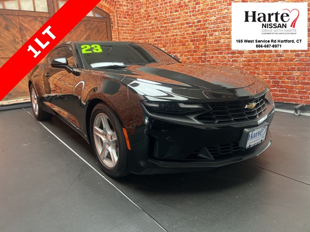 2023 Chevrolet Camaro 1LT's photo