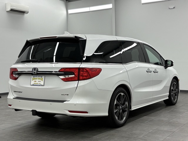 2024 Honda Odyssey Elite photo 2