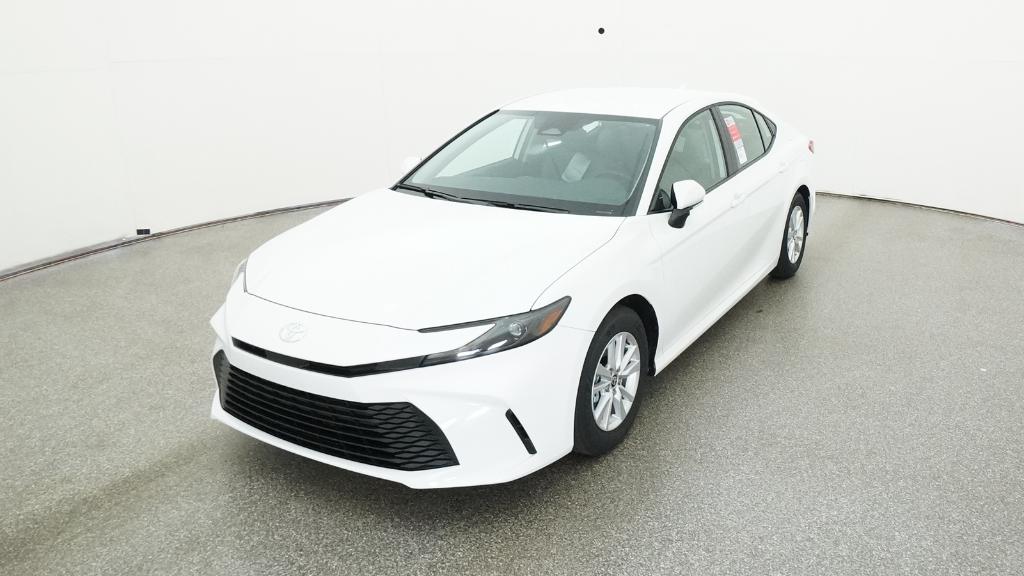 2026 Toyota Camry LE photo 5