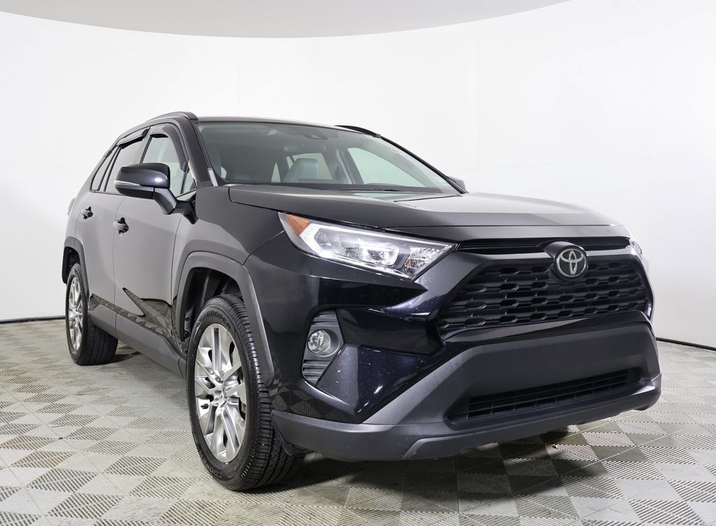 2021 Toyota RAV4 XLE Premium