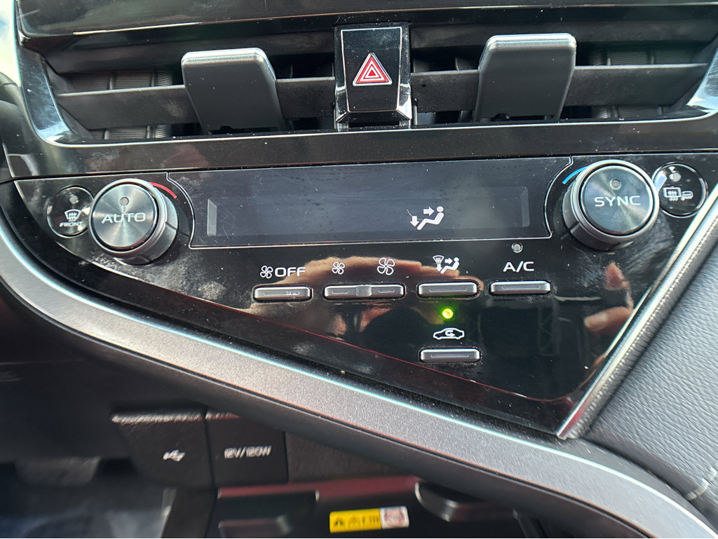 2024 Toyota Camry XSE V6 photo 23