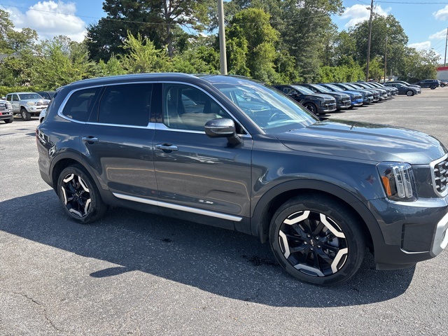 2024 Kia Telluride S photo 4