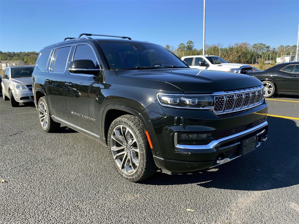 2022 Jeep Grand Wagoneer Series III's photo