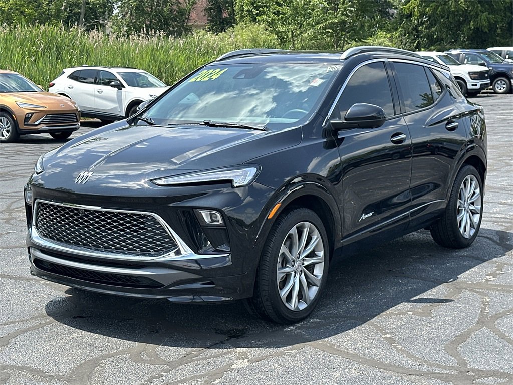 2024 Buick Encore GX Avenir photo 4