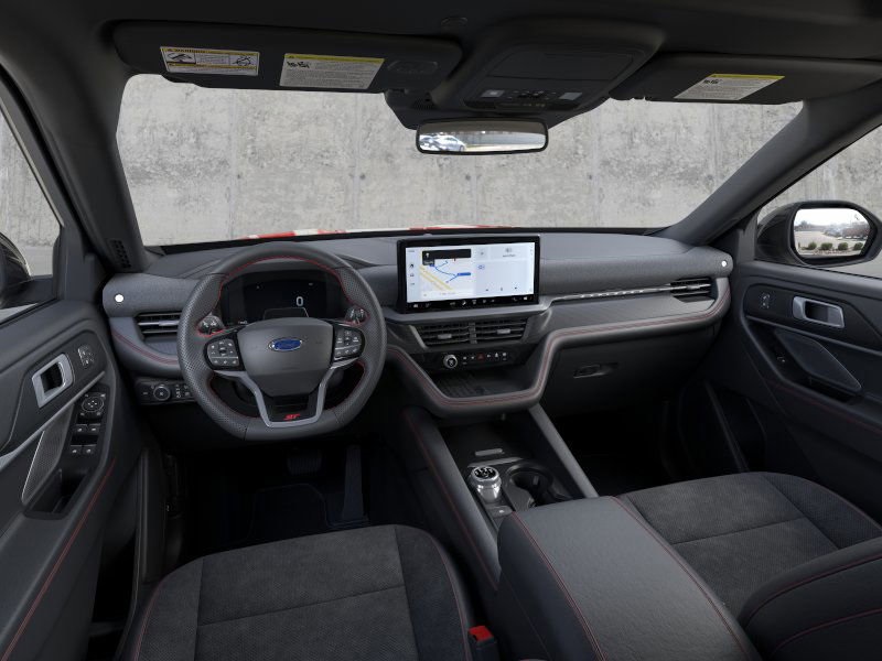2025 Ford Explorer ST photo 9