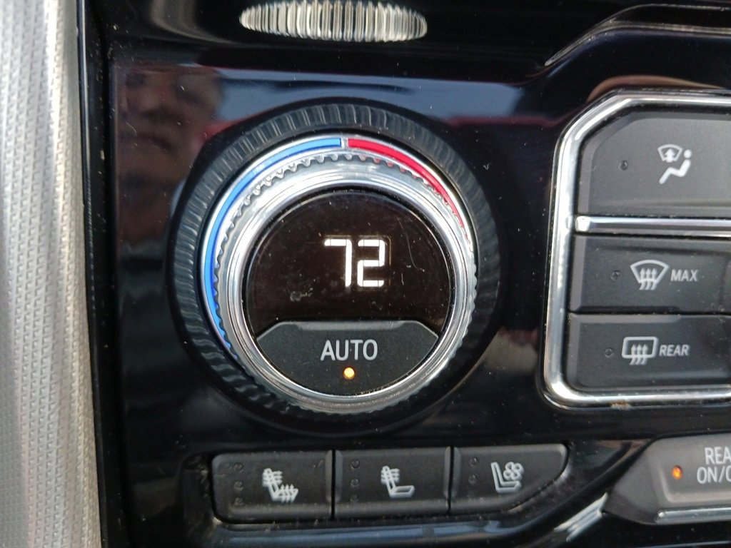 2024 Gmc Yukon XL Denali photo 17