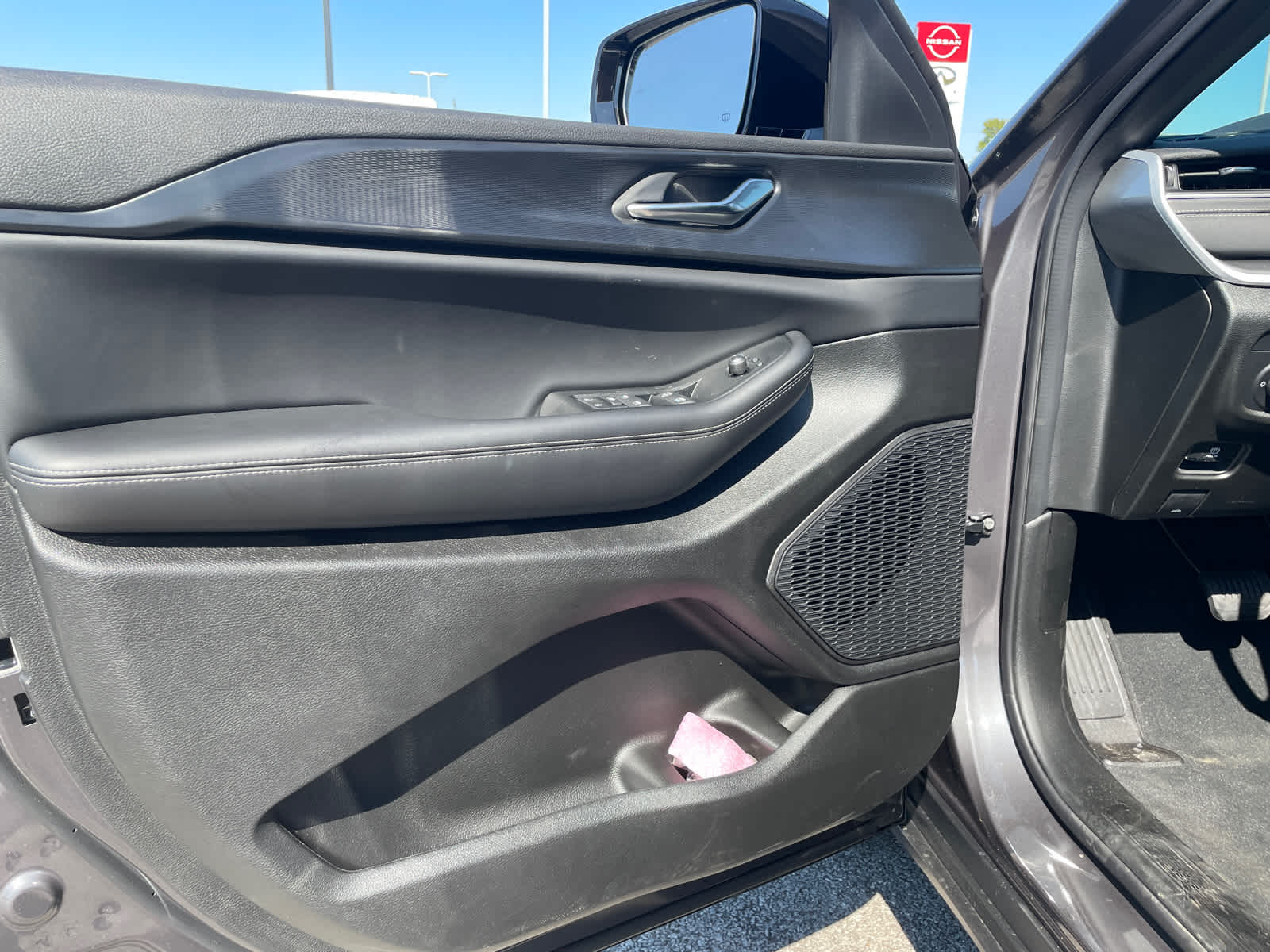 2025 Jeep Grand Cherokee Altitude photo 18