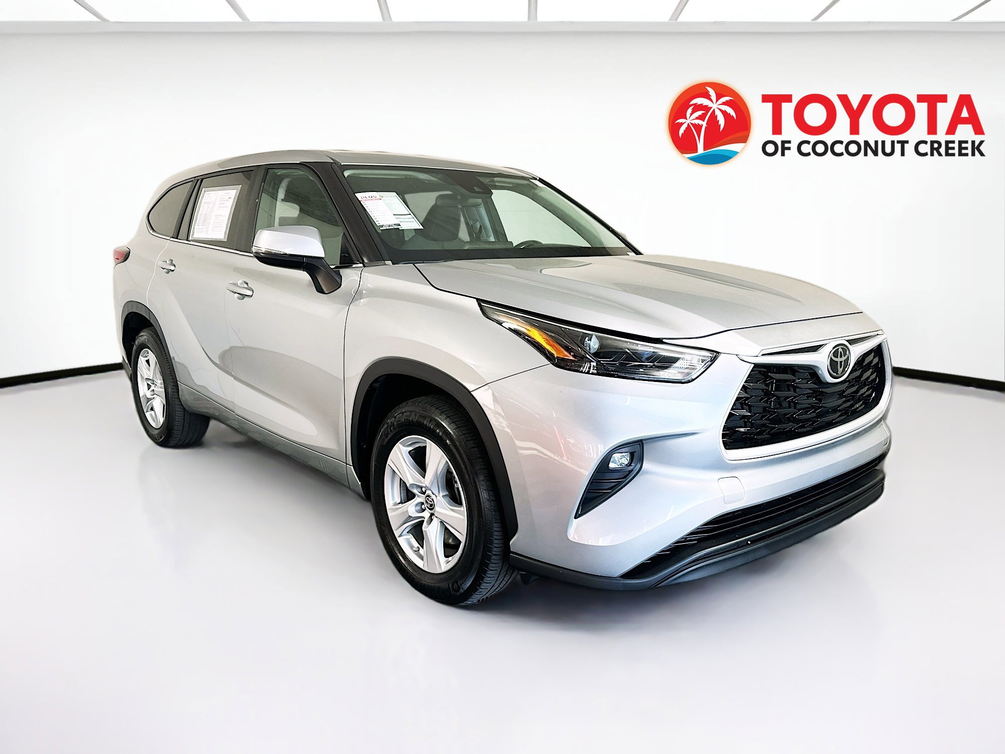 2023 Toyota Highlander LE