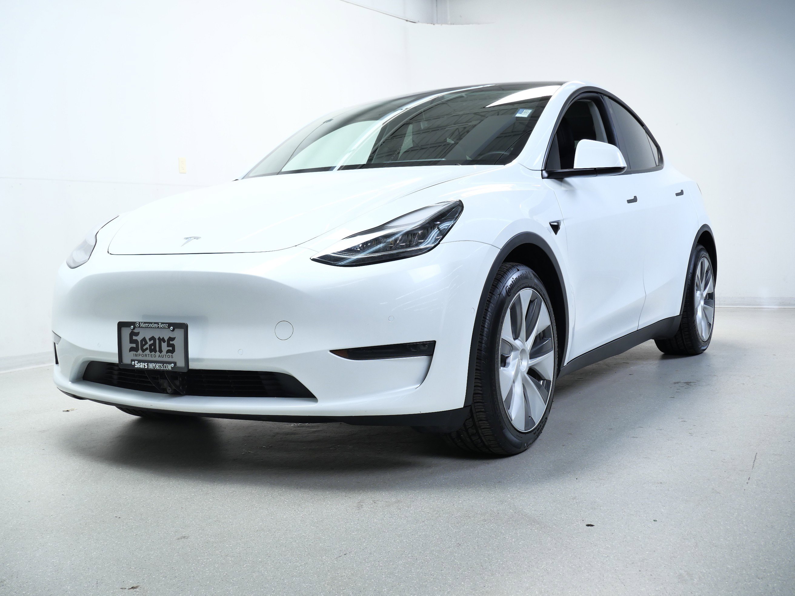 2021 Tesla Model Y Long Range photo 11