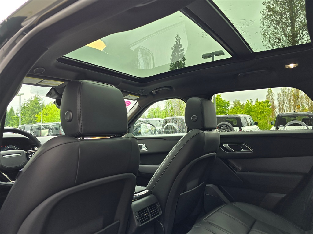 2026 Land Rover Range Rover Velar S photo 24