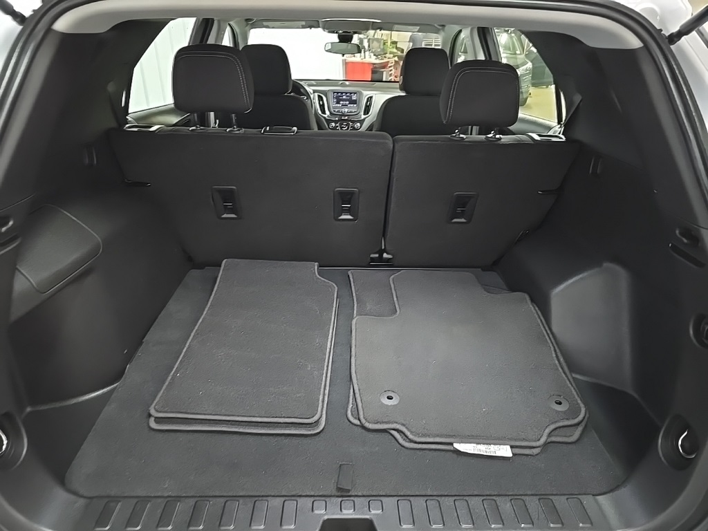 2022 Chevrolet Equinox LS photo 11