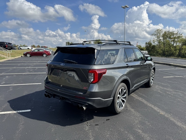 2020 Ford Explorer ST photo 3