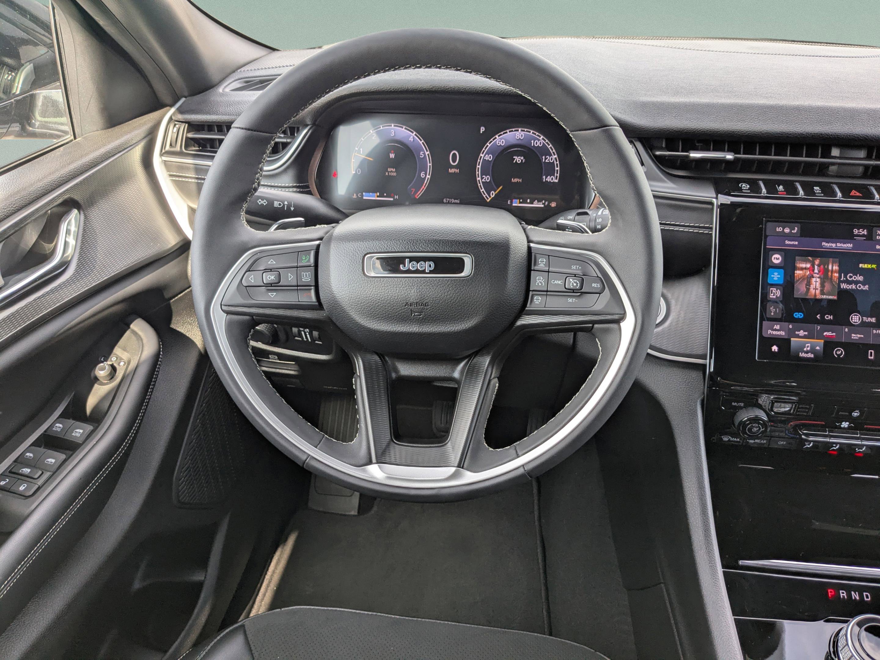 2024 Jeep Grand Cherokee Altitude X photo 14