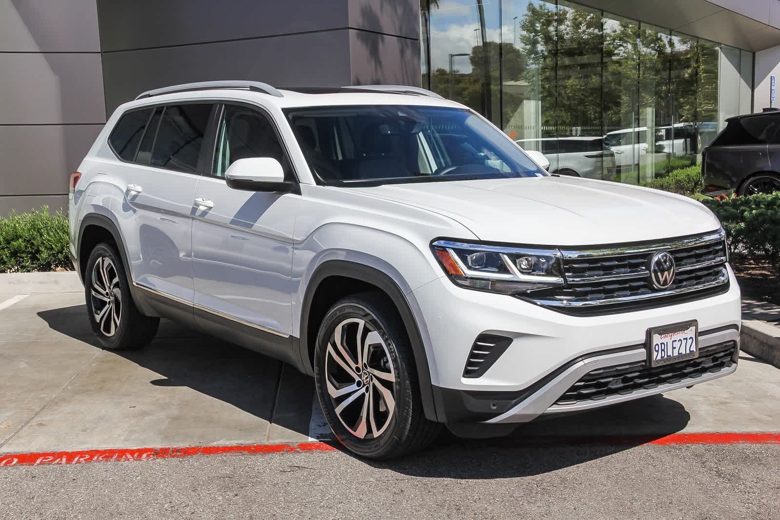 2022 Volkswagen Atlas V6 SEL photo 3