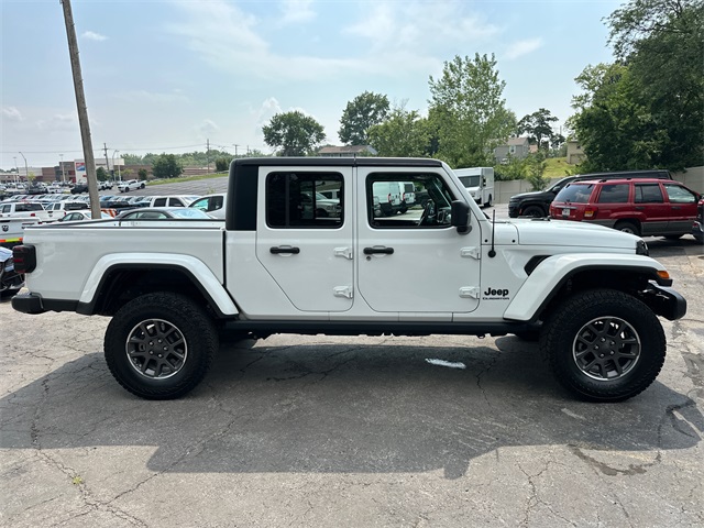 2021 Jeep Gladiator Willys photo 5