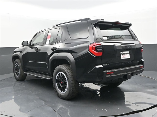 2025 Toyota 4Runner TRD Off-Road photo 3