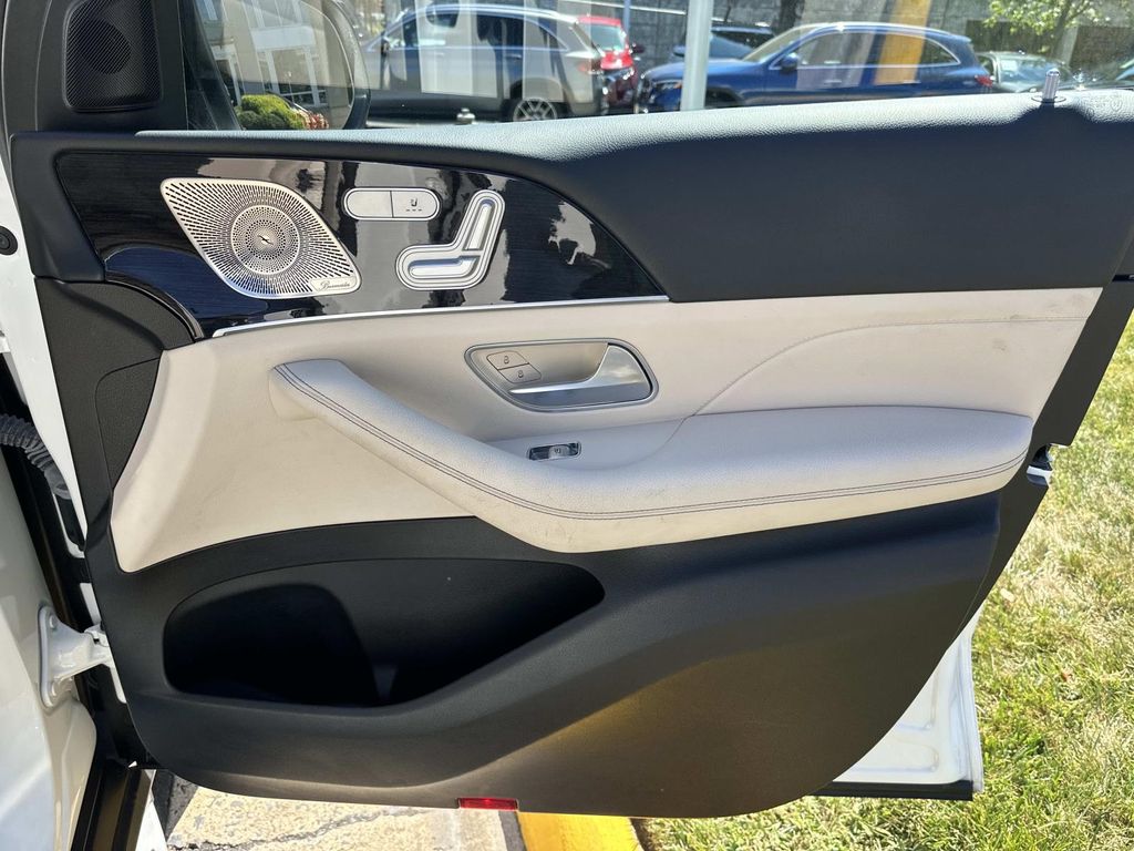 2022 Mercedes Benz GLE 350 4MATIC photo 18