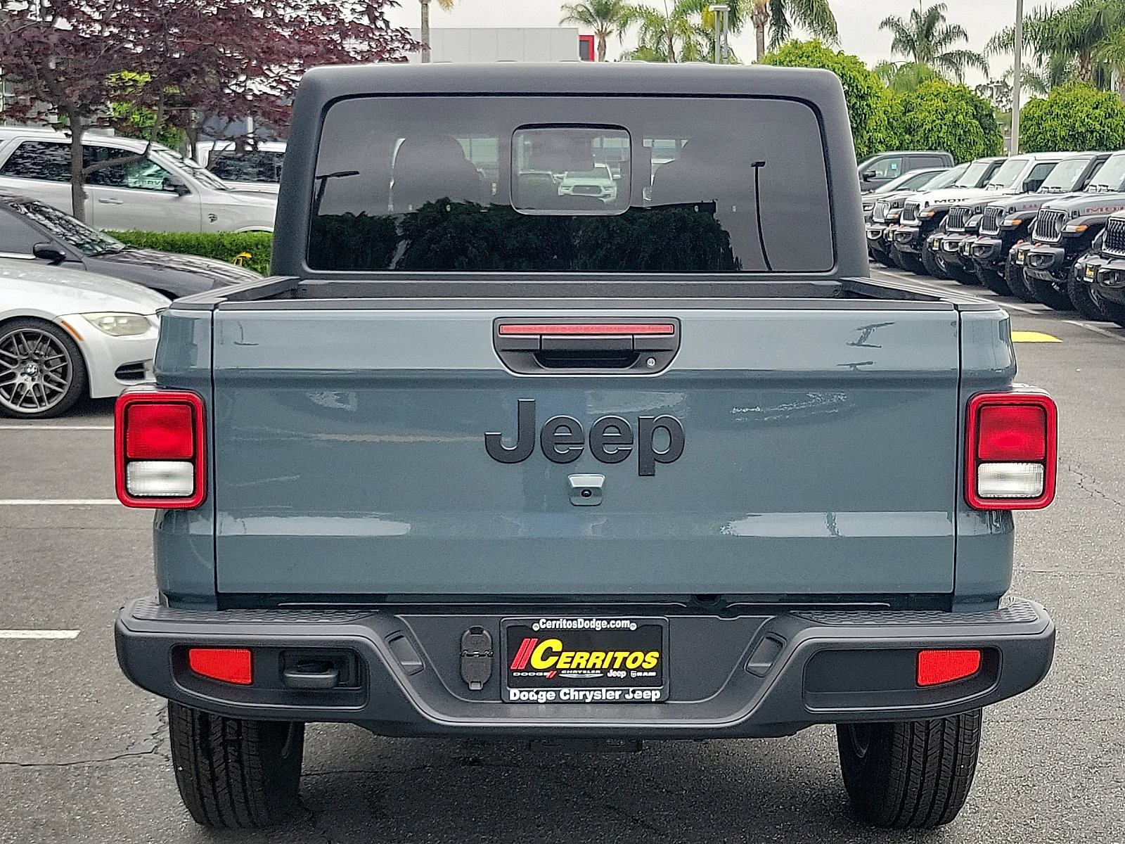 2025 Jeep Gladiator Sport S photo 21
