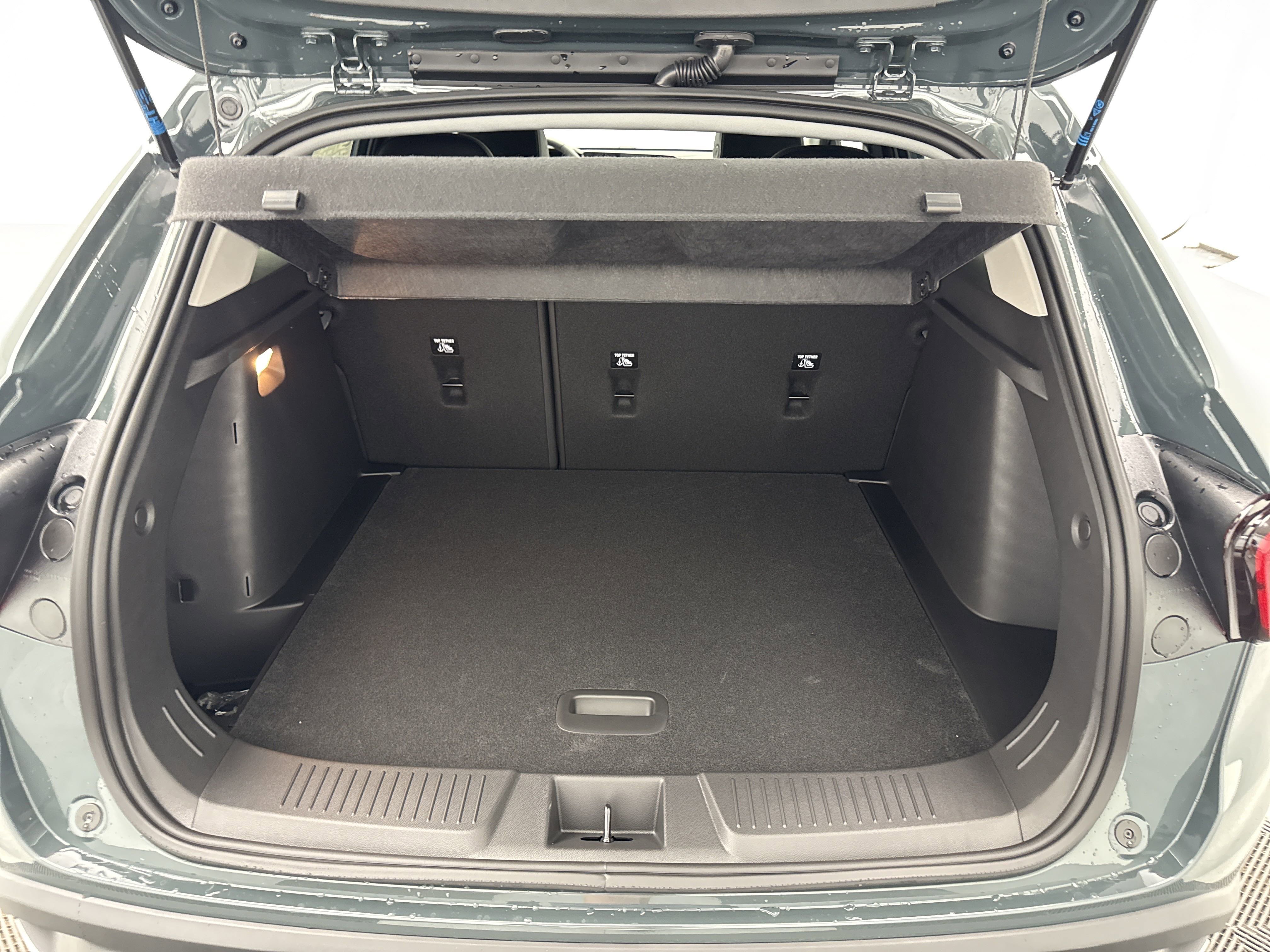 2025 Chevrolet Trax LT photo 9