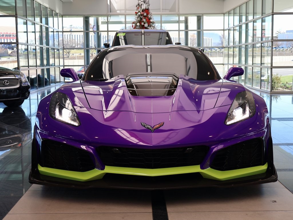 2019 Chevrolet Corvette ZR1 3ZR photo 2