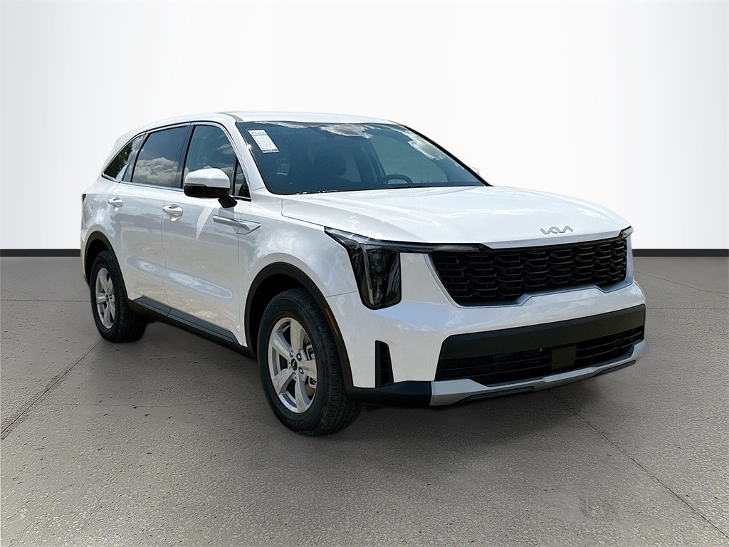 2026 Kia Sorento LX's photo