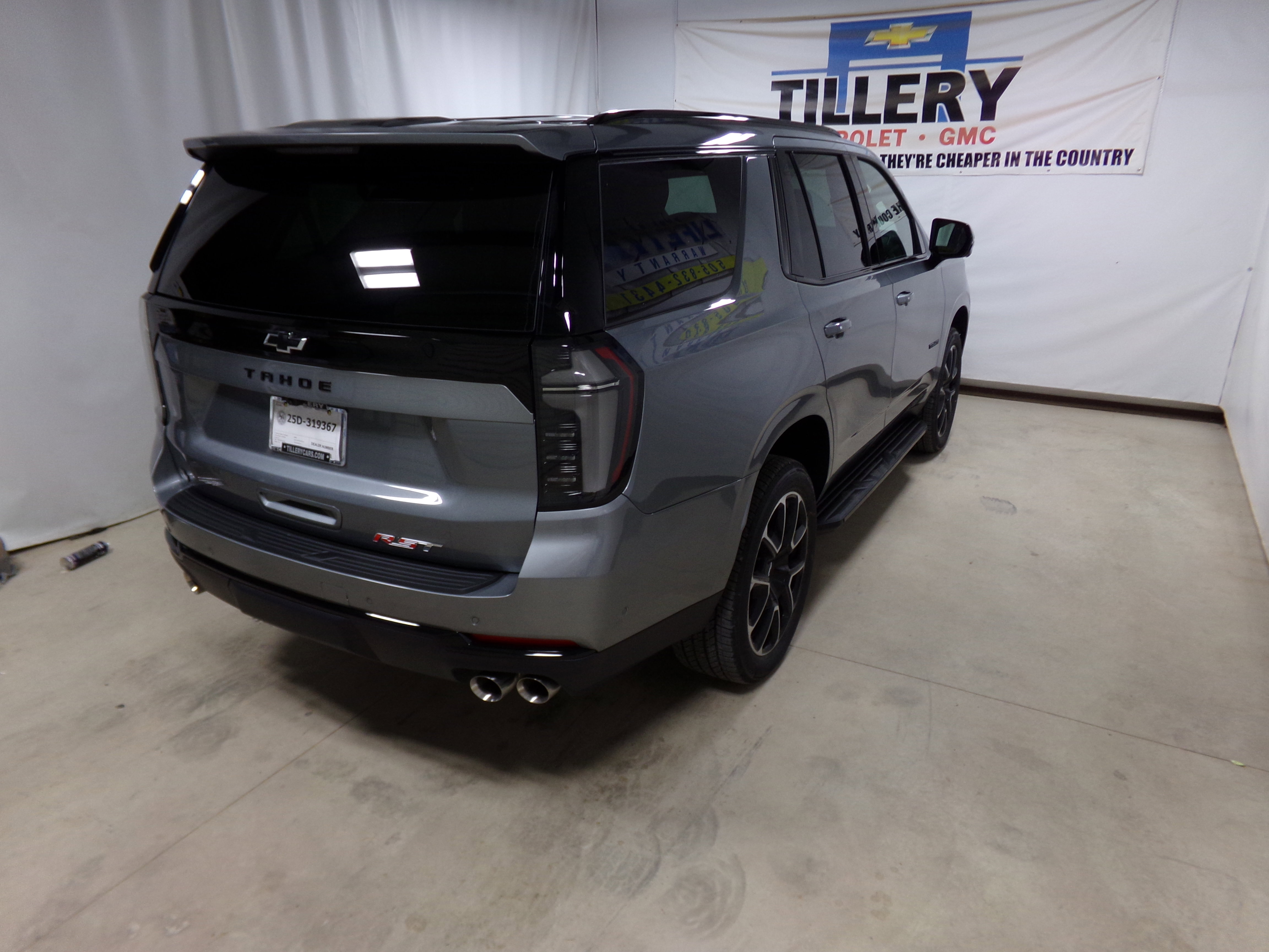 2026 Chevrolet Tahoe RST photo 4