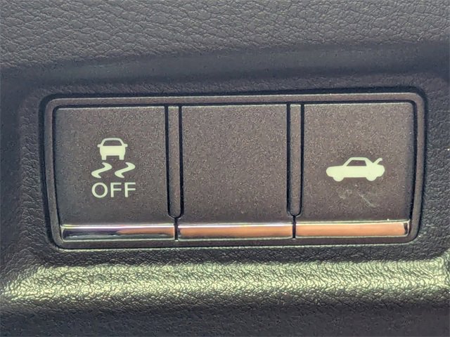 2022 Infiniti Q60 Luxe photo 24