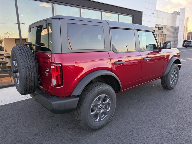 2025 Ford Bronco Big Bend photo 3