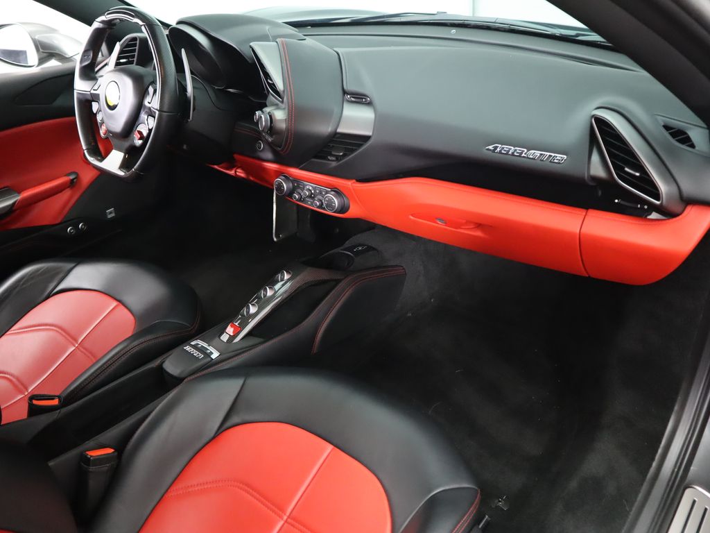 2019 Ferrari 488 GTB photo 16