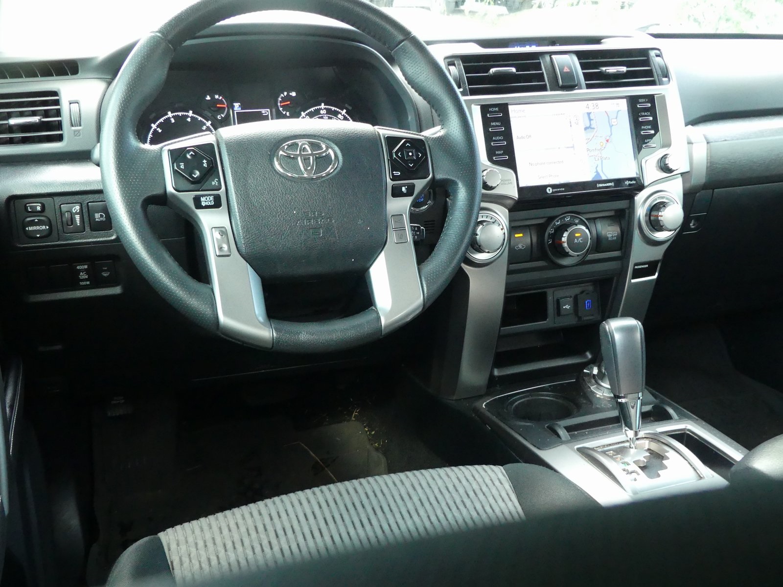 2022 Toyota 4Runner SR5 photo 8