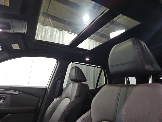 2025 Honda Pilot Black Edition photo 29