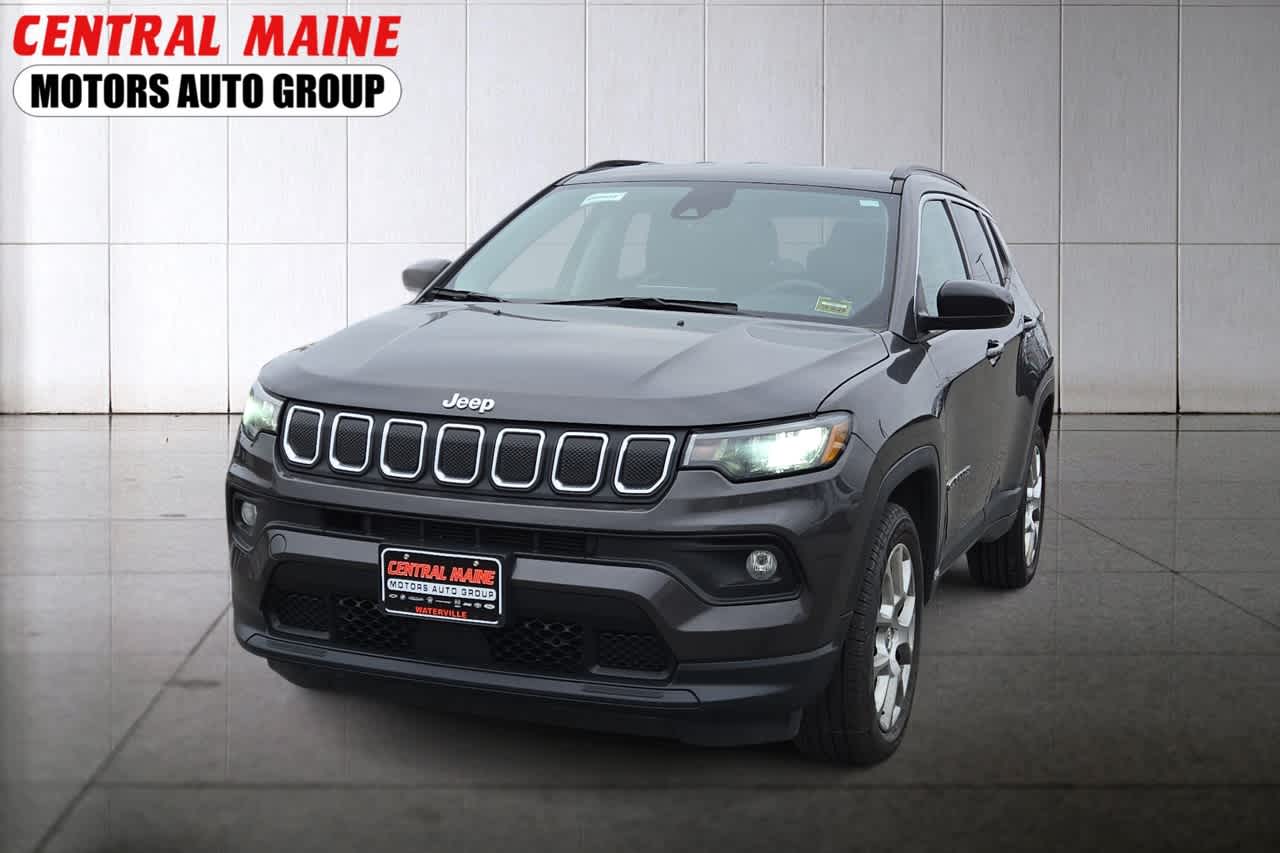 2022 Jeep Compass Latitude Lux