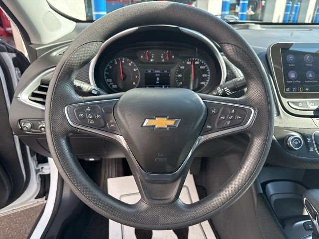 2024 Chevrolet Malibu LS photo 14