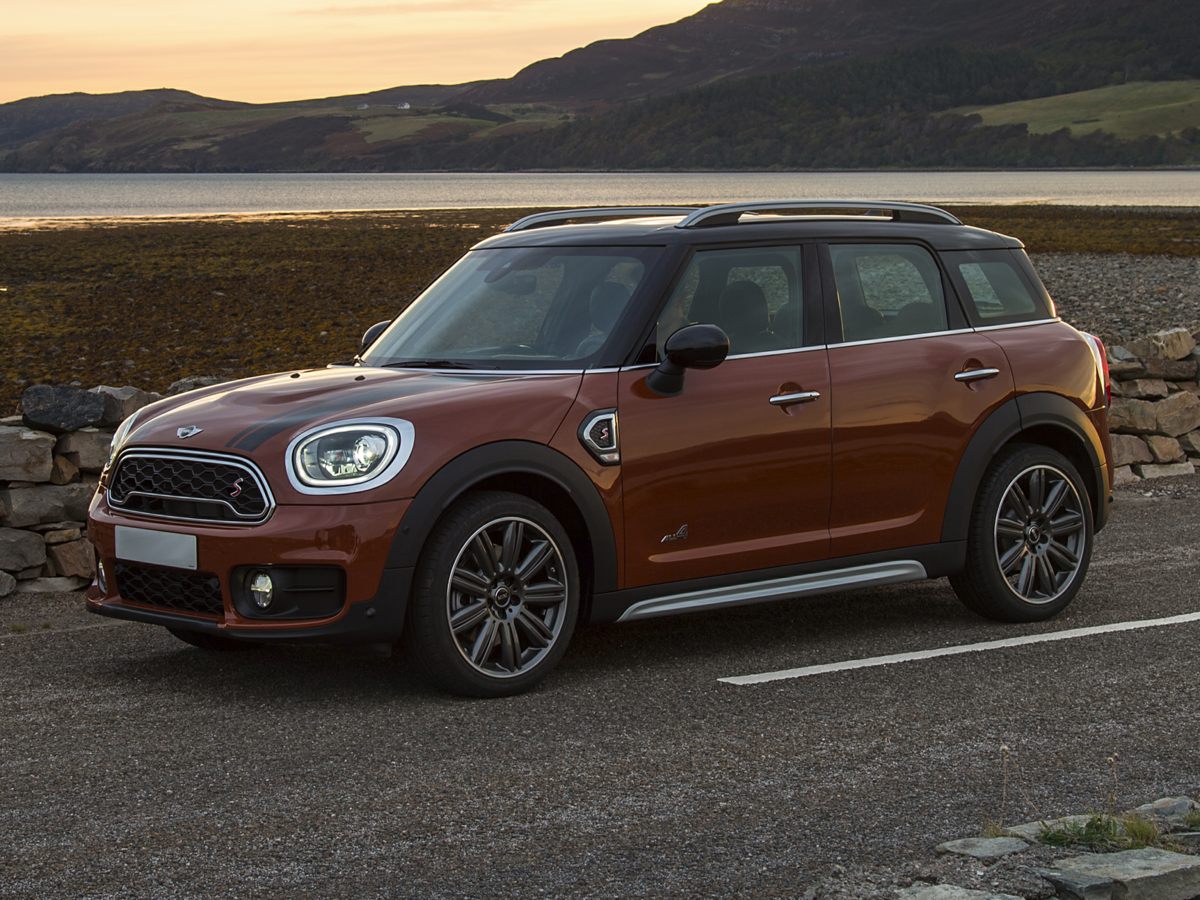2021 MINI Countryman Oxford Edition's photo