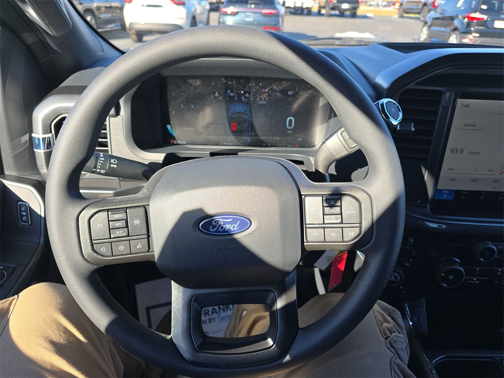 2025 Ford F-150 STX photo 15