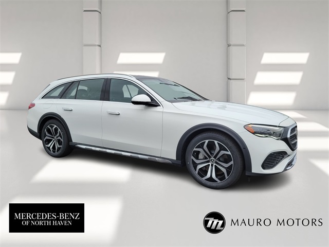 2025 Mercedes-Benz E-Class E450 All-Terrain's photo