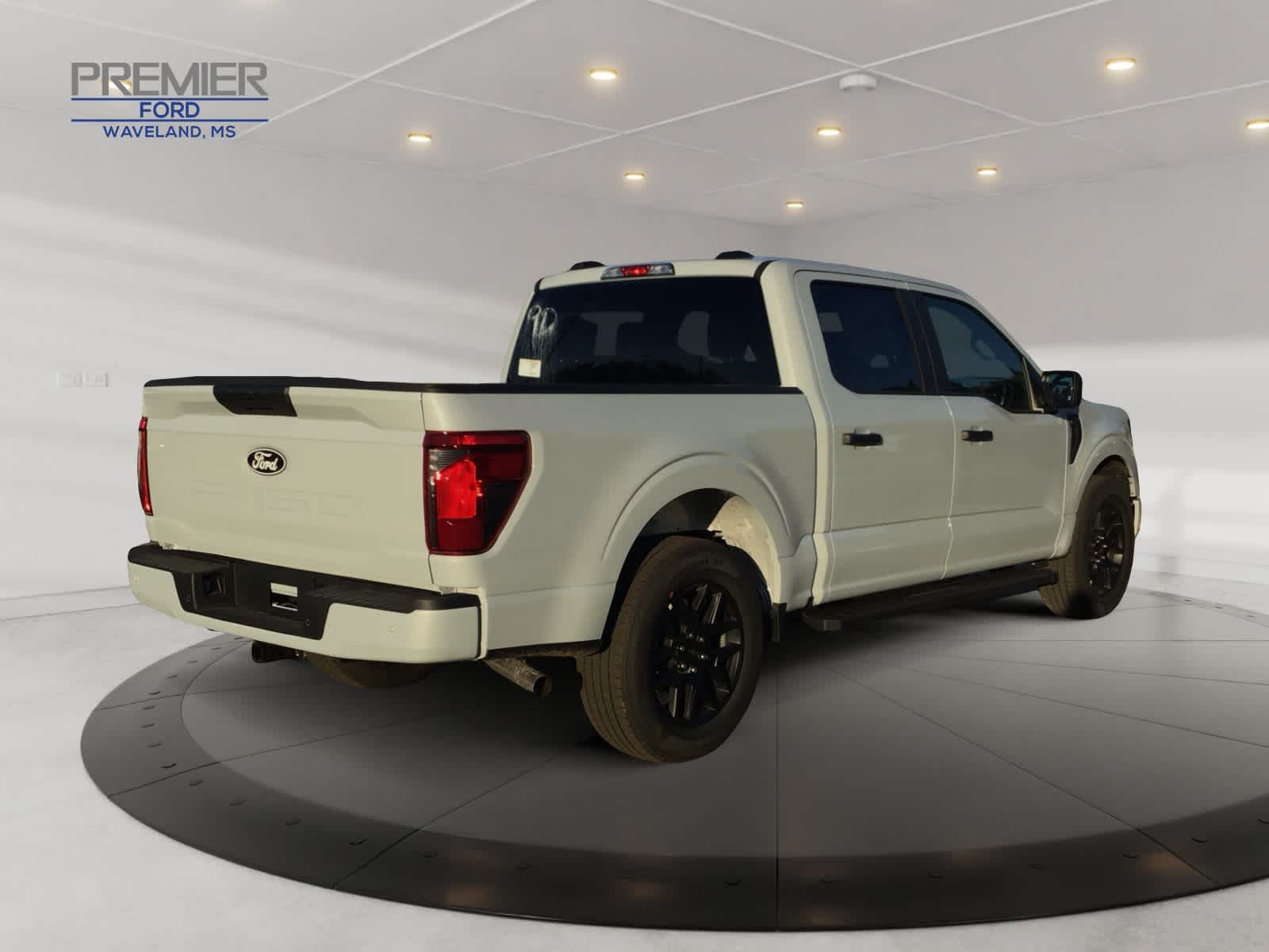 2025 Ford F-150 STX photo 4