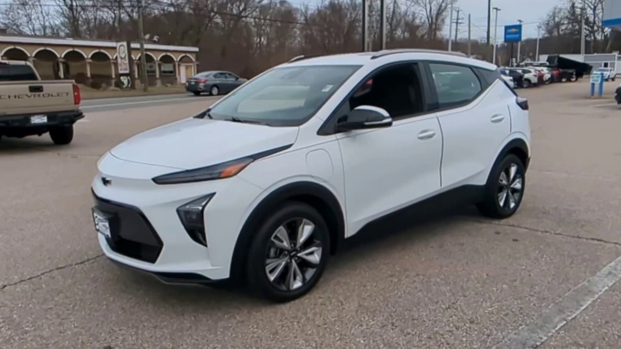 2022 Chevrolet Bolt EUV photo 4