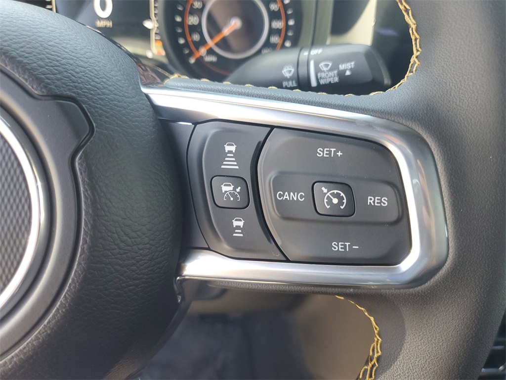 2024 Jeep Wrangler Sahara photo 14