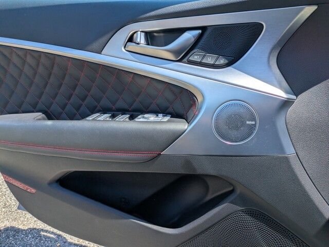 2021 Genesis G70 3.3T photo 26