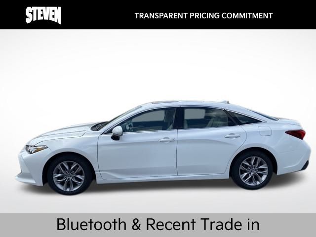 2020 Toyota Avalon XLE photo 2